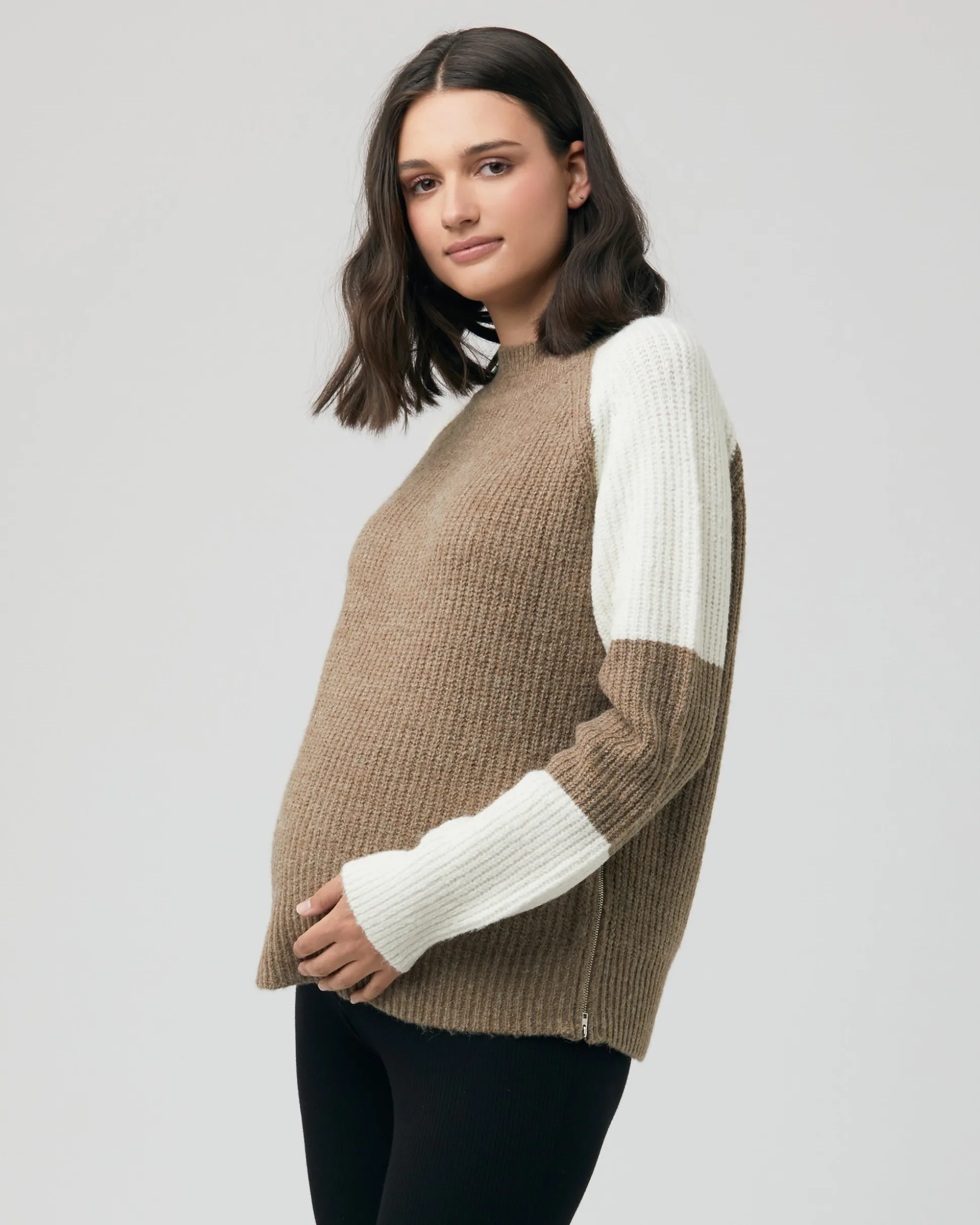 Colour Block Nursing Knit Olive / Off White