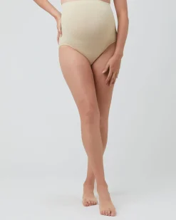 Seamless Brief Natural