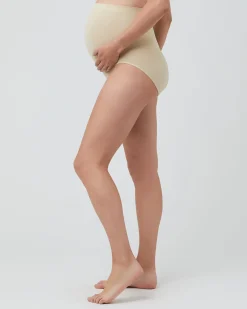 Seamless Brief Natural