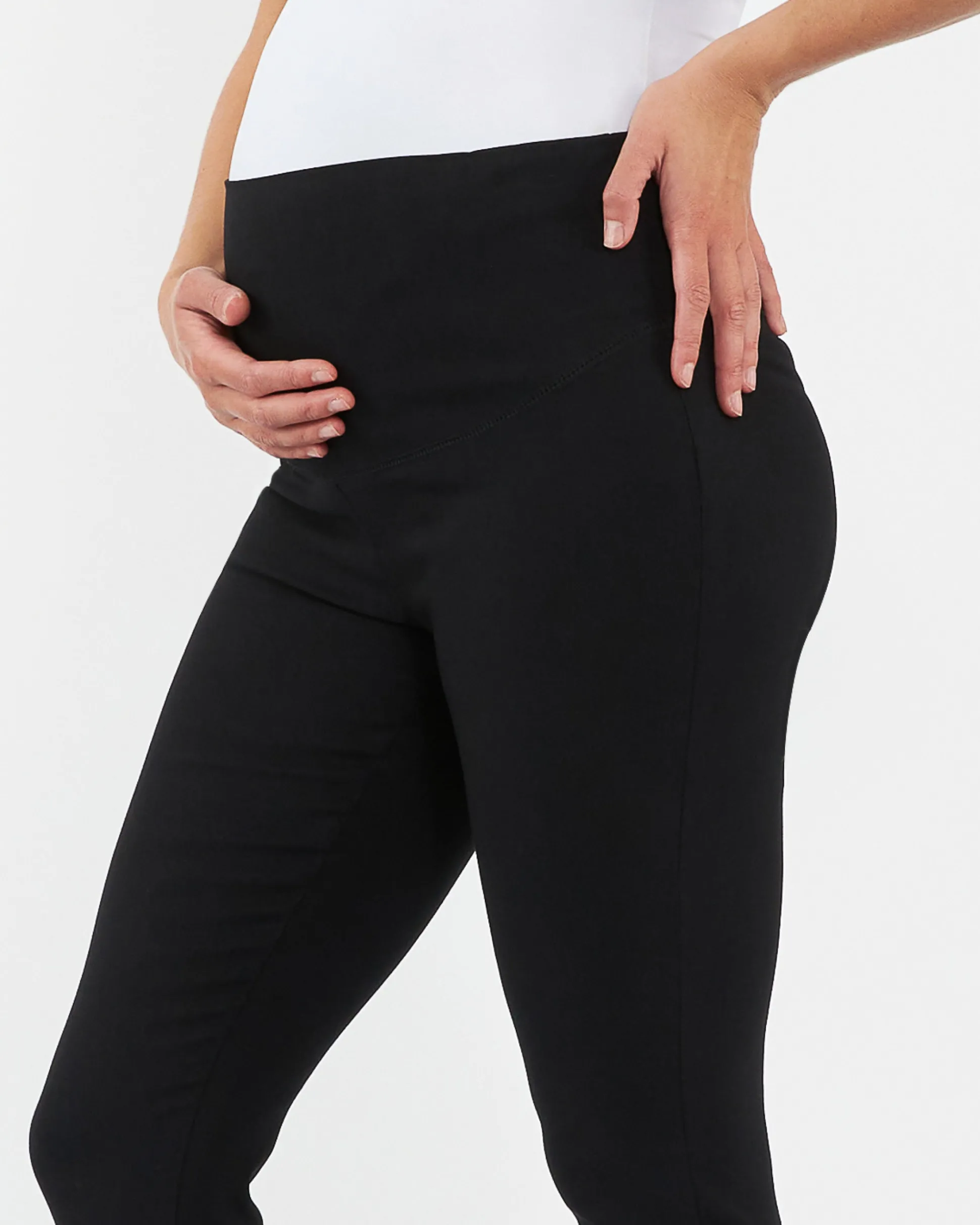 Suzie Capri Pant Black