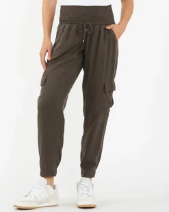 Tencel Off Duty Cargo Pant Chocolate